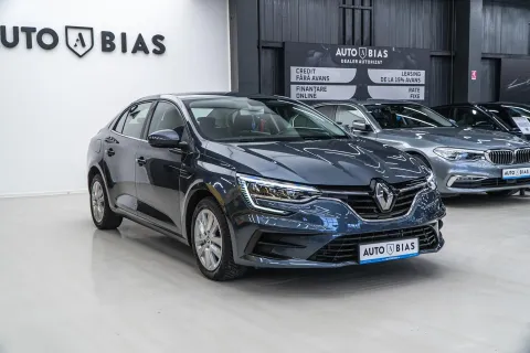 Renault Megane — poza 3
