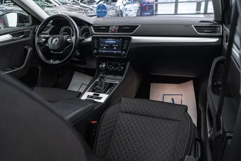 Skoda Superb — poza 2