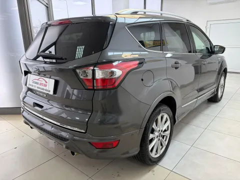 Ford Kuga — poza 3