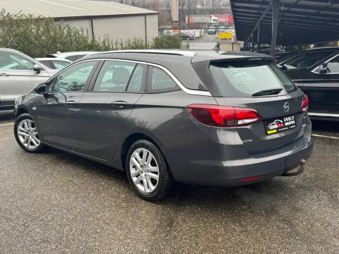 Opel Astra — poza 2