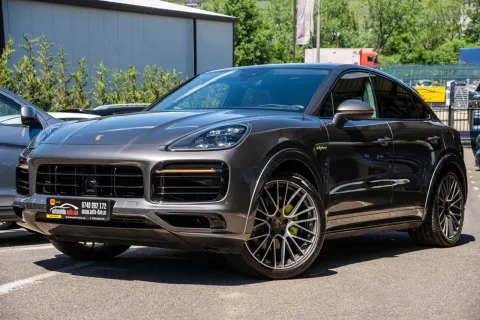 Porsche Cayenne — poza 3