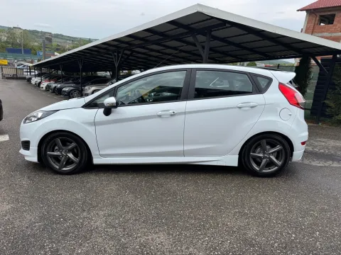 Ford Fiesta — poza 2