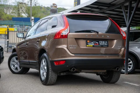 Volvo Xc60 — poza 3