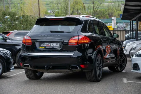 Porsche Cayenne — poza 3
