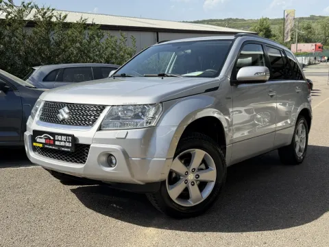 Suzuki Grand Vitara — poza 2