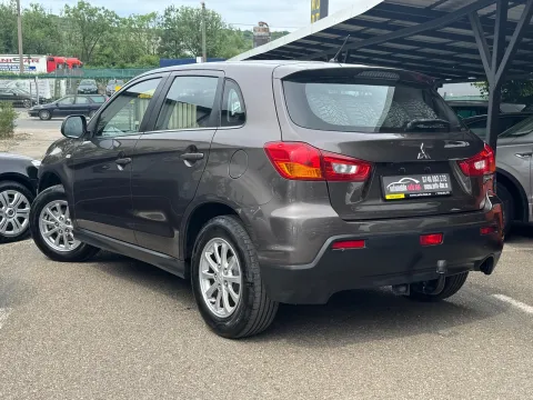 Mitsubishi Asx — poza 3