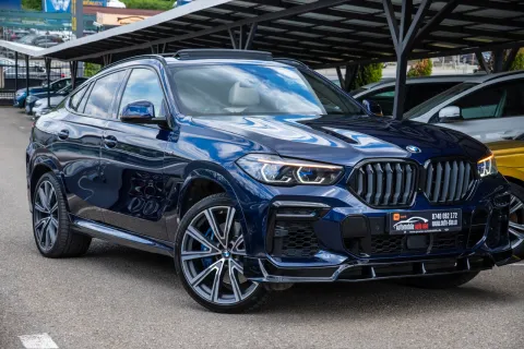 BMW M50I