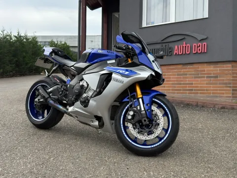 Yamaha Yamaha-R1