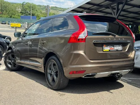 Volvo Xc60 — poza 2