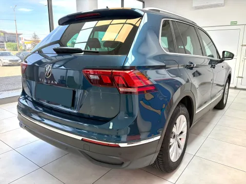 Volkswagen Tiguan — poza 3