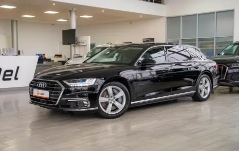 Audi A8 Long 60TFSIe 3.0 Plug-in Hybrid 4x4 — poza 3