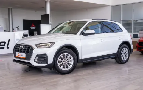 Audi Q5 2.0 Quattro — poza 3