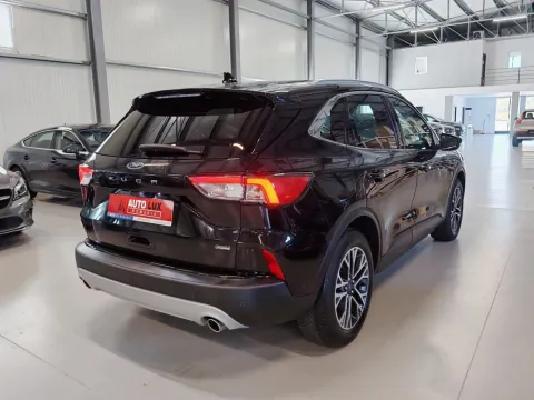 Ford Kuga 2.5 Duratec PHEV Titanium — poza 2