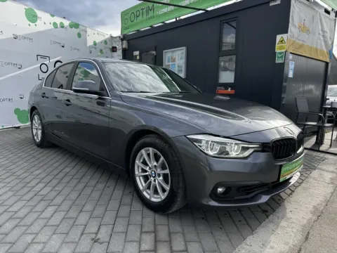 BMW 320i 2.0 benzină automat