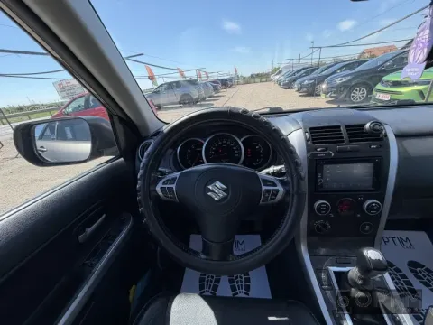 Suzuki Grand Vitara 2.0 diesel 4x4 130 CP — poza 3