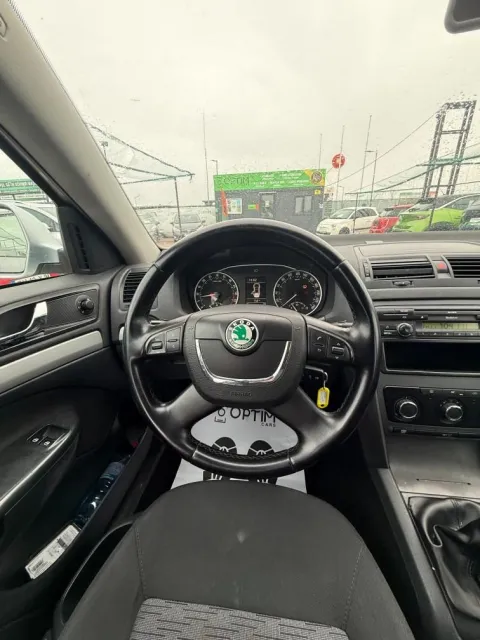 Skoda Octavia 1.6 diesel 103 CP — poza 3