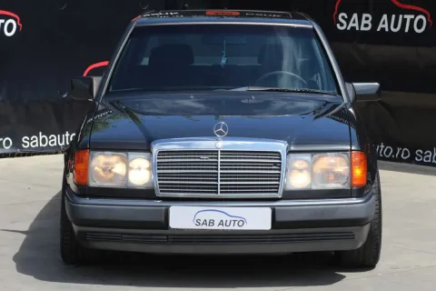 Mercedes-Benz E — poza 2