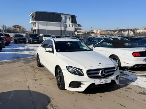 Mercedes-Benz E — poza 3