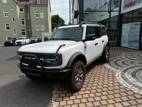 Ford Bronco — poza 2