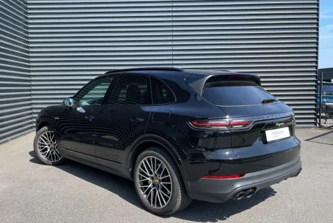 Porsche Cayenne — poza 3