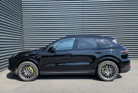 Porsche Cayenne — poza 2