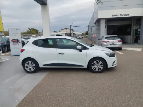 Renault Clio — poza 3