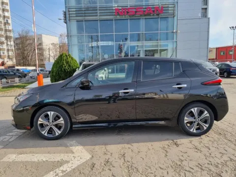 Nissan Leaf — poza 3