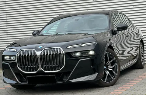BMW 740 — poza 2