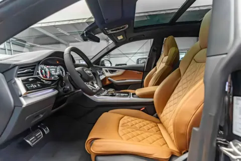 Audi Q8 — poza 2