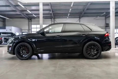 Audi Q8 — poza 3