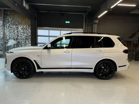 BMW X7 — poza 3