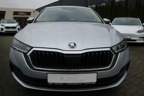 Skoda Octavia — poza 3