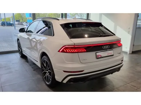 Audi Q8 — poza 3