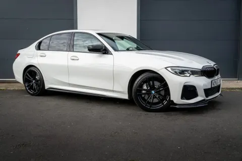 BMW 330 — poza 2
