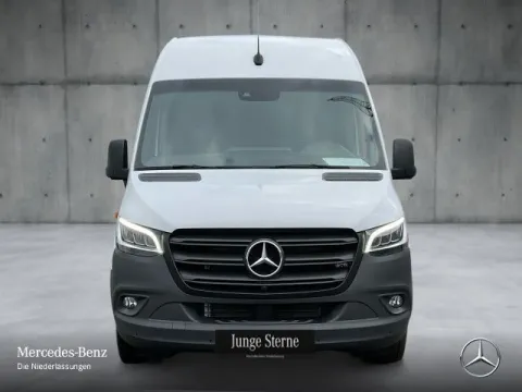 Mercedes-Benz Sprinter — poza 2