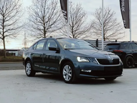 Skoda Octavia — poza 2