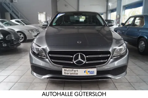 Mercedes-Benz E 300 — poza 2