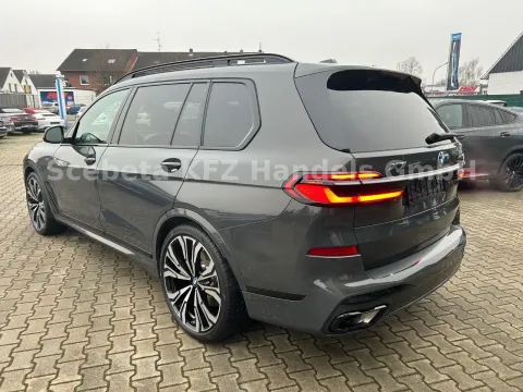 BMW X7 — poza 3