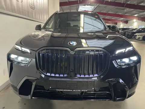 BMW X7 — poza 3