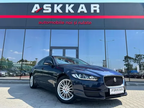 Jaguar Xe — poza 3