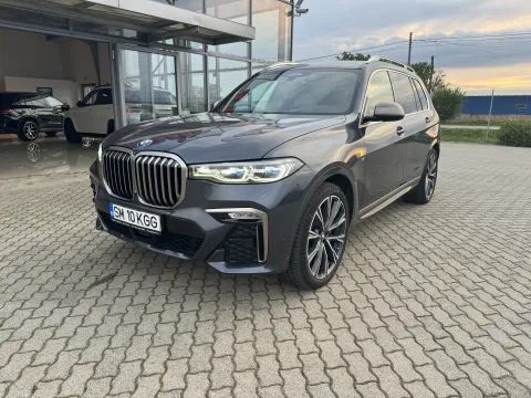 BMW X7 M50 — poza 3