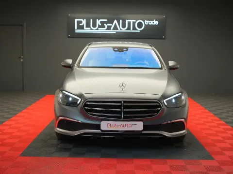 Mercedes-Benz E 300 — poza 3