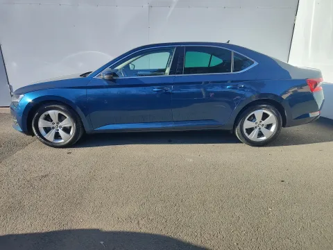 Skoda Superb — poza 2