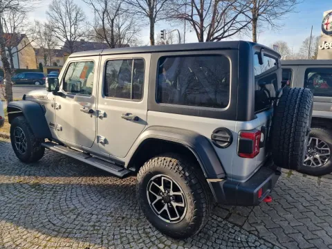 Jeep Wrangler — poza 3