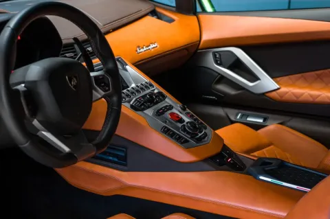 Lamborghini Aventador — poza 3