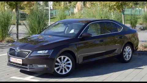 Skoda Superb — poza 3