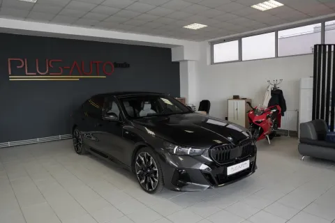 BMW 550