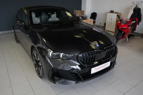 BMW 550 — poza 3