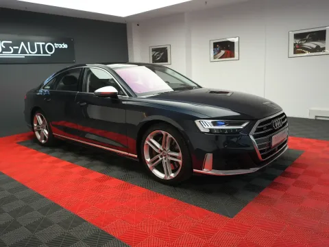 Audi S8