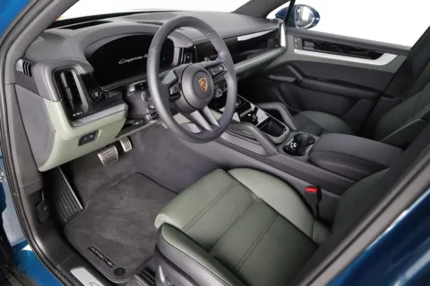 Porsche Cayenne — poza 3